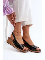 Dámské patentované sandály na klínku Sergio Leone Black Dámské patentované sandály na klínku Sergio Leone Black