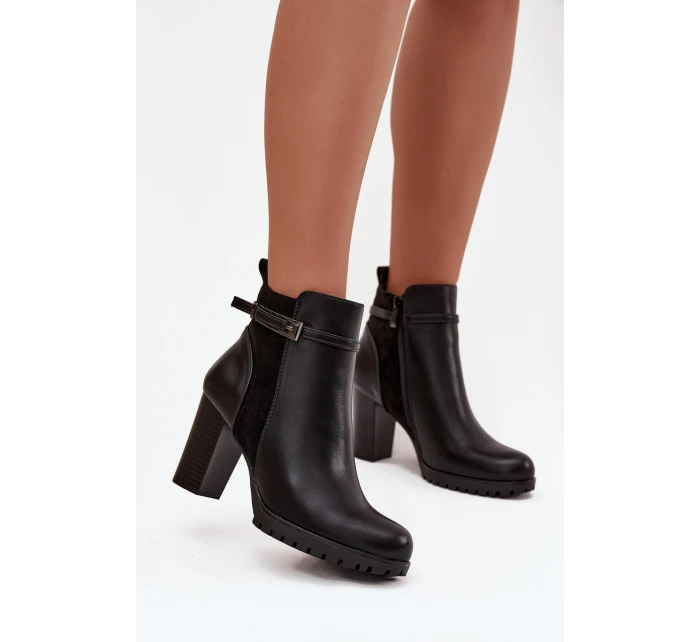 Dámské kotníkové boty na sloupku s páskem černé model 21744527 - Boto Dámské kotníkové boty na sloupku s páskem černé model 21744527 - Boto