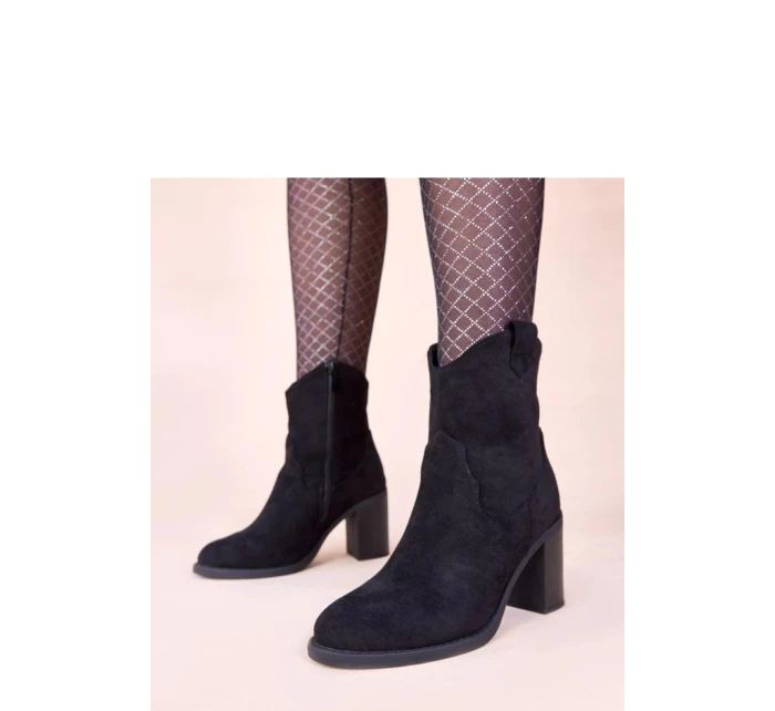 Boty na podpatku model 221033 Solea Boty na podpatku model 221033 Solea