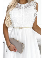 Bílé dámské šaty s krajkou a zlatým opaskem model 18554206 - numoco basic