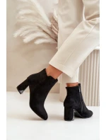 Zateplené Kotníkové Boty Na Podpatku S Zrcadlovým Prvkem Černé Silvare Zateplené Kotníkové Boty Na Podpatku S Zrcadlovým Prvkem Černé Silvare