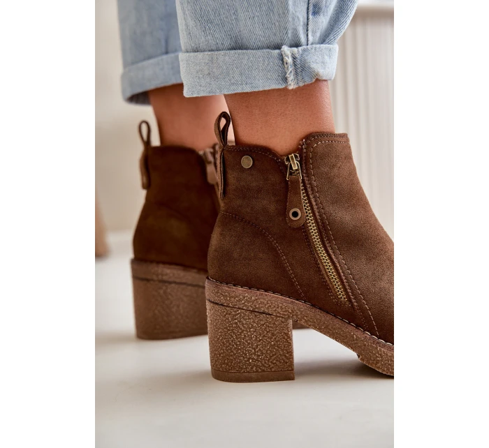 Zateplené Dámské Boty Na Podpatku Z Tmavě Hnědé model 21667446 - Boto Zateplené Dámské Boty Na Podpatku Z Tmavě Hnědé model 21667446 - Boto