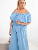 Dámský overal Plus Size s odhalenými rameny, s volánem a širokými nohavicemi modrý