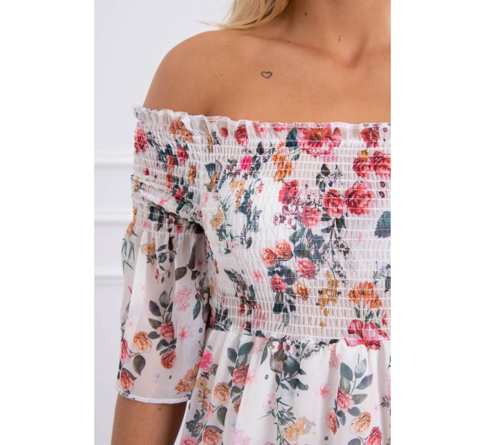Šaty na ramena s ecru květinovým vzorem