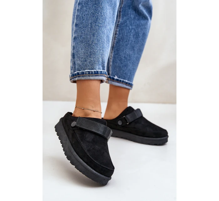 Dámské pantofle zateplené kožíškem na platformě černé model 21671344 - Boto