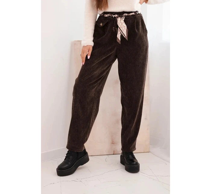 Dámské kalhoty z viskózy s model 21731254 páskem hnědé - K-Fashion