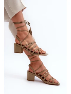 Šněrovací Sandály Na Nízkém Podpatku Ozdobené Zelené model 21661651 - EVENTO