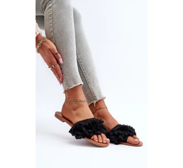 Dámské černé sandály model 21656748 - Boto Dámské černé sandály model 21656748 - Boto