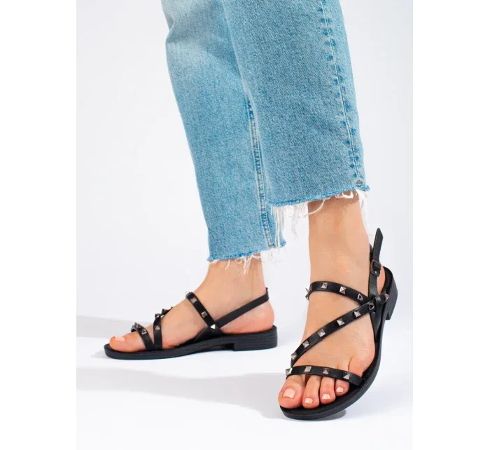 Designové dámské černé  sandály bez podpatku