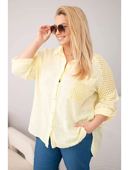 Dámská bavlněná košile Plus Size s límečkem a krajkovou vsadkou žlutá Dámská bavlněná košile Plus Size s límečkem a krajkovou vsadkou žlutá