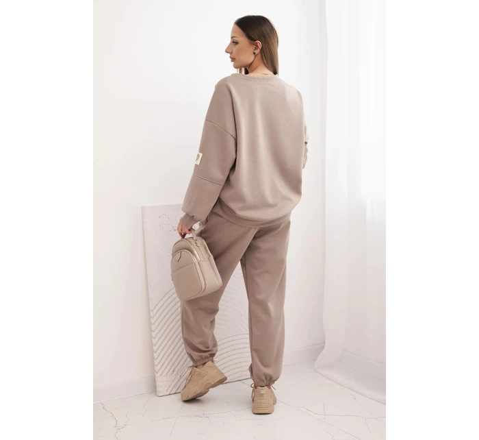 Dámský set máslový s volnou mikinou a kalhotami s nápisem LOVE fango Dámský set máslový s volnou mikinou a kalhotami s nápisem LOVE fango