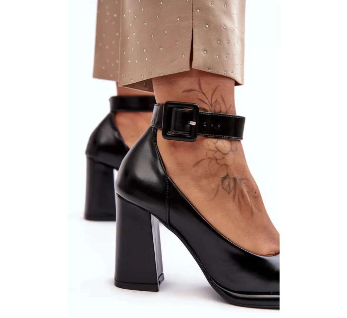 Lodičky na vysokém podpatku s přezkou, černá Idovana Lodičky na vysokém podpatku s přezkou, černá Idovana