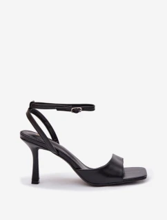 Sandály na podpatku  model 222262 Step in style