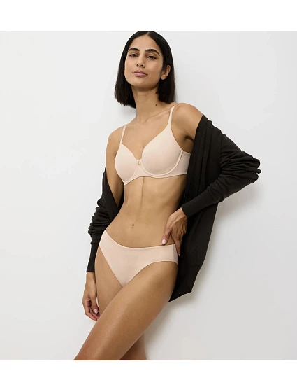 BODY MAKE-UP ESSENTIALS - Neviditelná podprsenka s polstrováním a kosticemi Triumph