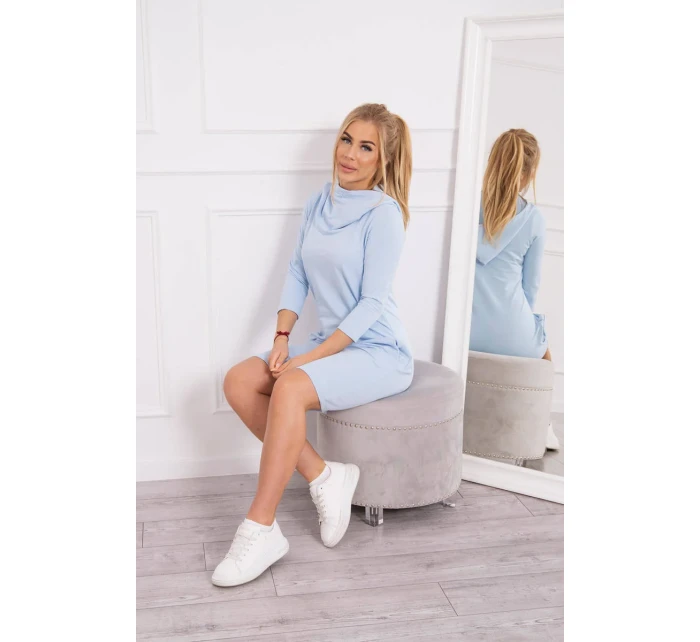 Šaty s kapucí a kapsami modré