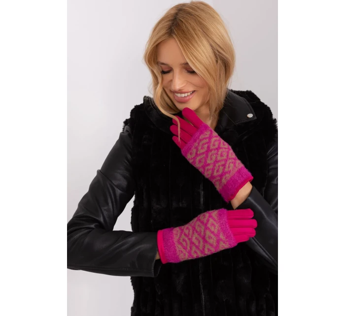 Rukavice  model 190819 AT