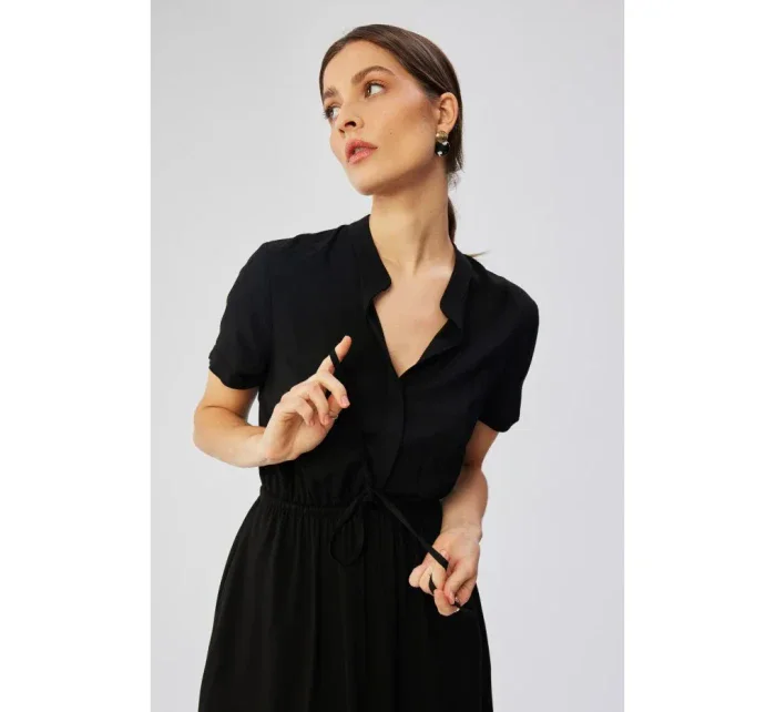 model 19647469 Viskózové šaty se šňůrkou v pase černé - STYLOVE model 19647469 Viskózové šaty se šňůrkou v pase černé - STYLOVE