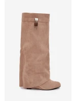 Dámské kozačky na platformě s páskem a stříbrným detailem béžové Korivelle Dámské kozačky na platformě s páskem a stříbrným detailem béžové Korivelle