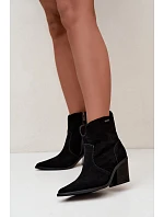 Dámské zateplené kovbojky na podpatku Big Star model 22349493 černé - Big Star Shoes Dámské zateplené kovbojky na podpatku Big Star model 22349493 černé - Big Star Shoes