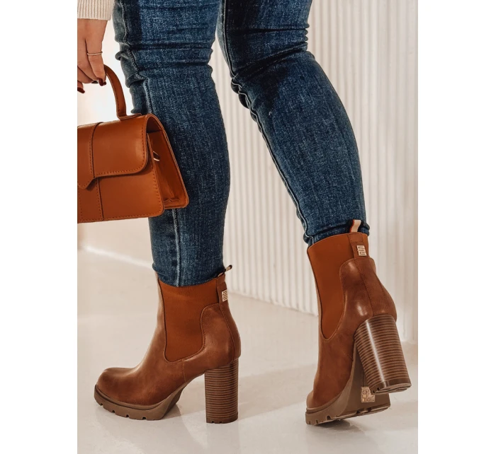 Dámské kozačky CHICMOVE na podpatku velbloudí barvy FashionStreet ZY0577