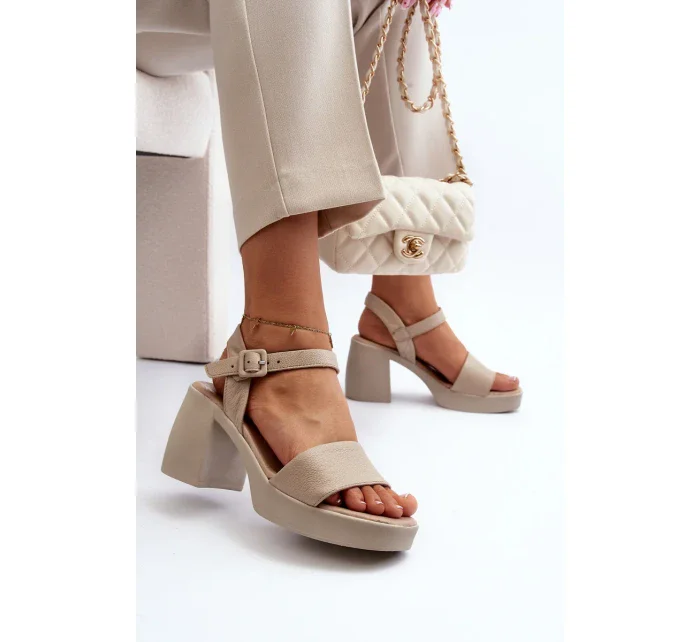 Zazoo Dámské kožené sandály na bloku, béžová Zazoo Dámské kožené sandály na bloku, béžová