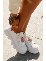 Kožené tenisky s ozdobnou broží ananas CheBello 4651 bílé