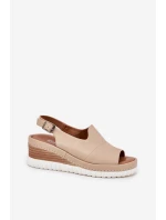 Dámské kožené sandály na klínu model 21696009 béžové - Artiker