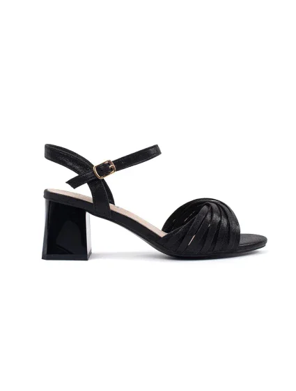 Krásné černé dámské  sandály na širokém podpatku