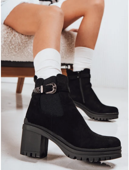 Dámské semišové kozačky na podpatku černé Dstreet model 21993737 - FashionStreet Dámské semišové kozačky na podpatku černé Dstreet model 21993737 - FashionStreet