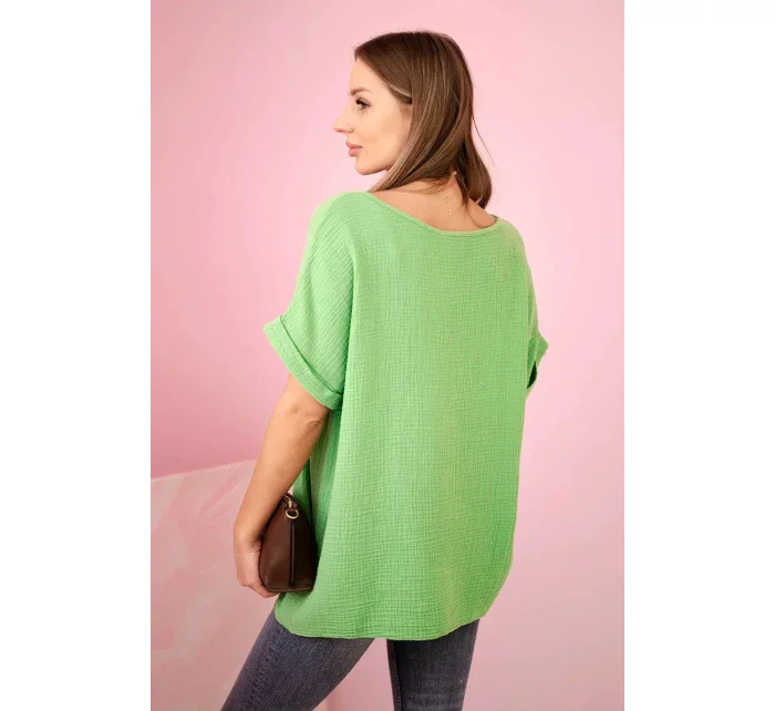 Mušelínová halenka s náhrdelníkem oliva