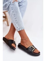 Ženské pantofle s zlatým sponou Černé model 21960827 - Boto