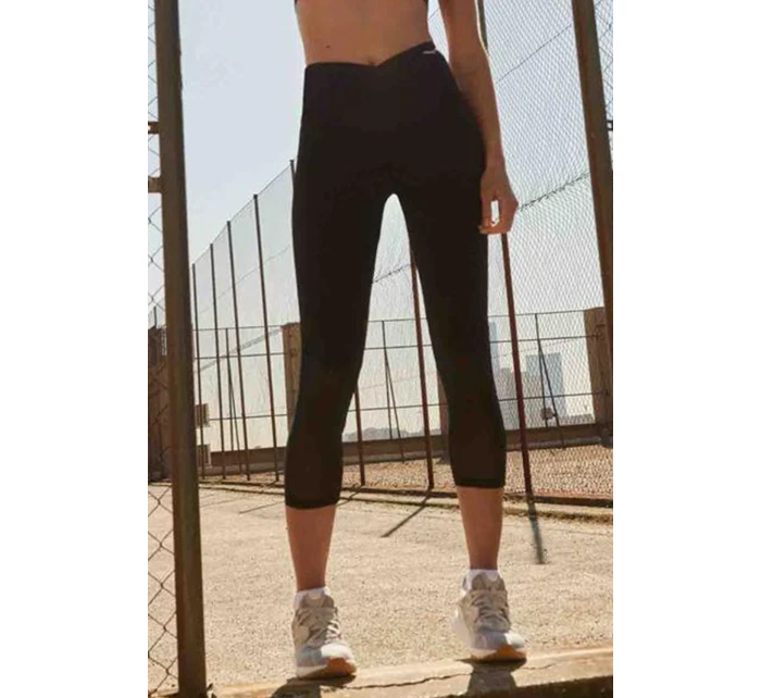 Ysabel Mora 70850 barva:černá