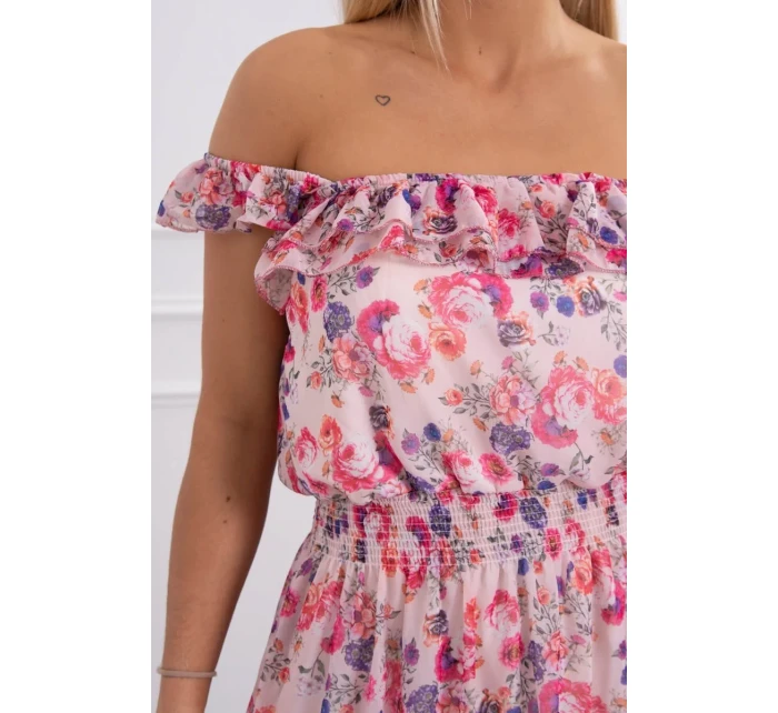 Šaty s pruhy v pase v pudrově růžové barvě Šaty s pruhy v pase v pudrově růžové barvě