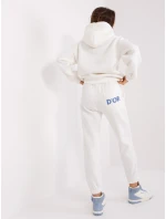 EM KMPL 802 set.97P ecru