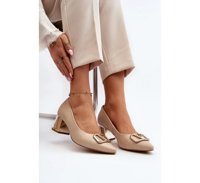 Elegantní lodičky s ozdobou Laura Messi 2740 Beige