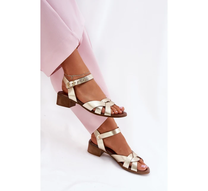 Kožené sandály na podpatku  zlaté model 21694228 - Zazoo