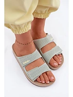 Dámské pantofle  Zelené model 22094865 - Inblu