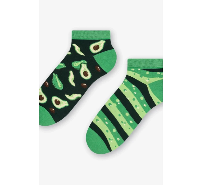 Krátké asymetrické dámské ponožky 034