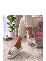 Klapky na platformě model 227266 Solea