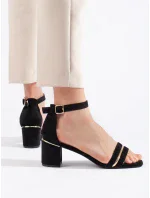 Moderní sandály dámské černé na širokém podpatku Moderní sandály dámské černé na širokém podpatku