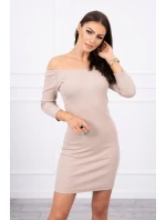 Pruhované vypasované šaty v béžové barvě