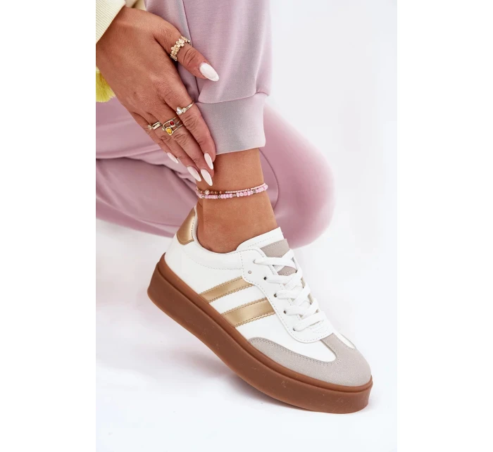 Dámské tenisky na platformě z eko kůže Elaraven – bílo-zlaté Dámské tenisky na platformě z eko kůže Elaraven – bílo-zlaté