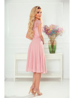 Šifonové šaty s krajkovým výstřihem Numoco LINDA - růžové