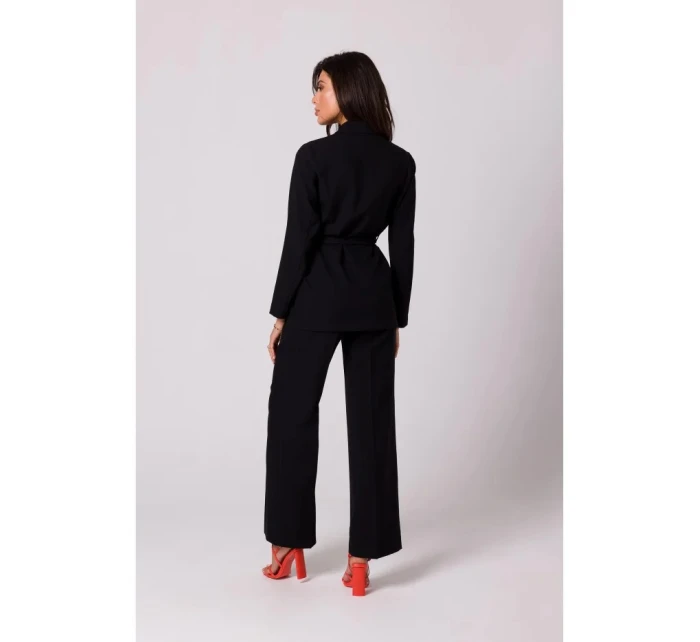 Dámský blejzr s páskem na zavázání model 21229194 Černá - BeWear Dámský blejzr s páskem na zavázání model 21229194 Černá - BeWear