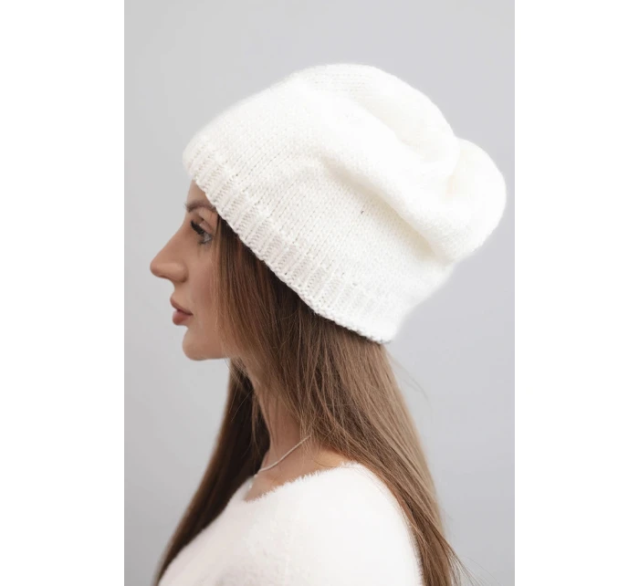 Dámská zimní čepice s ušima a žebrovaným vzorem K440 bílá