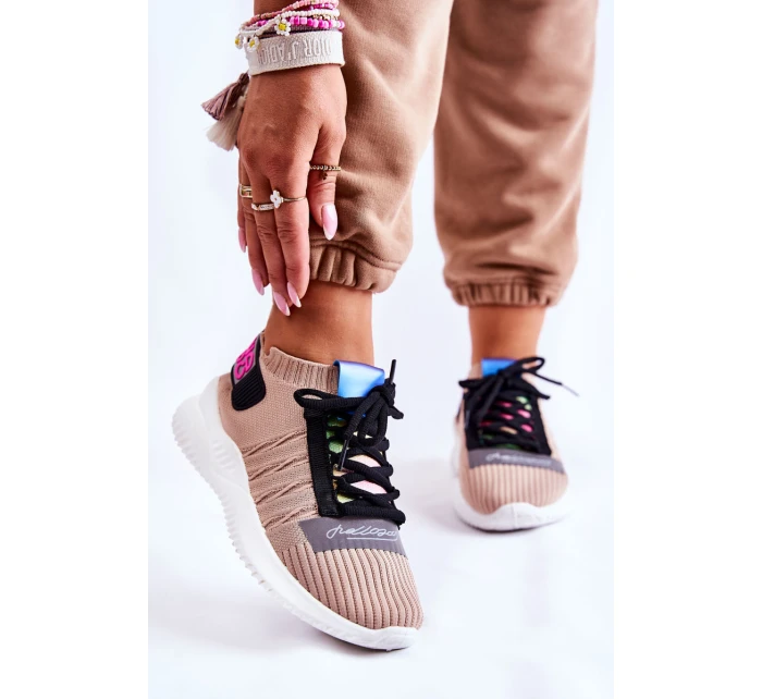 Dámská sportovní obuv nazouvací béžove model 21591032 - Boto