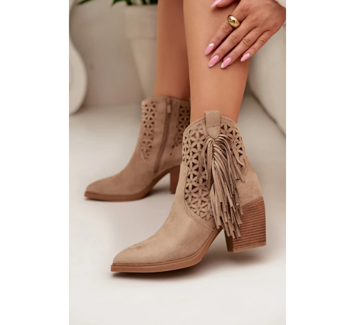 Dámské perforované kožené boty s kovbojským vzhledem na podpätku s třásněmi Béžové Calissey