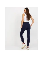 Námořnicky modré základní teplákové kalhoty s lemováním RUE PARIS model 21767862 Námořnicky modré základní teplákové kalhoty s lemováním RUE PARIS model 21767862