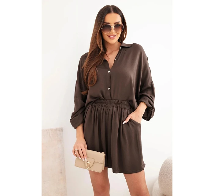 Dámský viskózový komplet košile s knoflíky a volné kraťasy hnědý