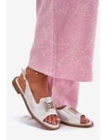 Elegantní Dámské Sandály Na Plochém Podpatku S Dekorací S.Barski KV51-082 Stříbrné Elegantní Dámské Sandály Na Plochém Podpatku S Dekorací S.Barski KV51-082 Stříbrné